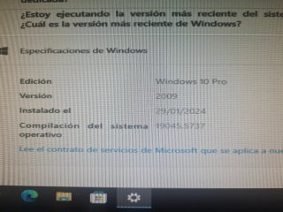 Ordenador Lenovo sobremesa Negro