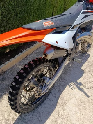 KTM 125  año 2024