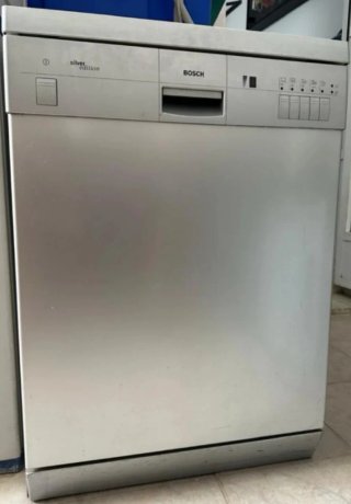 Vendo lavavajillas Bosch de 60 cm de ancho, en aca