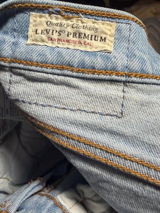 Pantaloni Levi's larghi con logo laterale