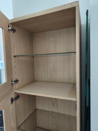 Vitrina Bestå Ikea Madera y Cristal
