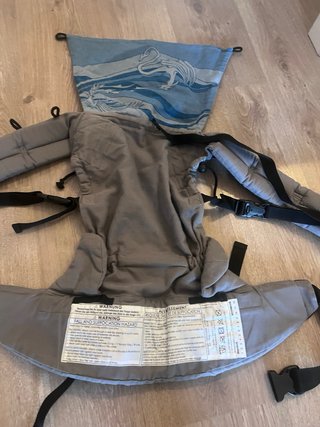 Mochila portabebés ergonómica buzzidil