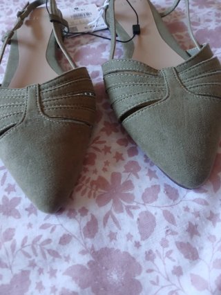Zapatos planos Nuevos con etiqueta