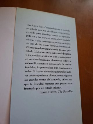 Amor bajo el espino blanco