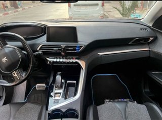 Peugeot 5008 2019