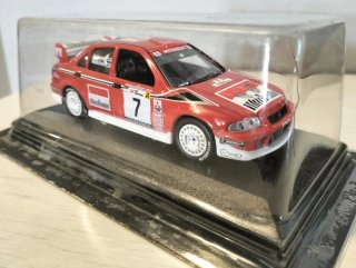Mitsubishi Lancer 2001
