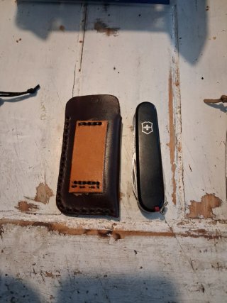 Funda de cuero para navaja
