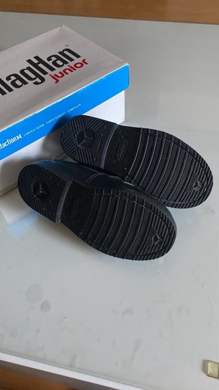 Zapatos niño Callaghan Negros. Talla 26