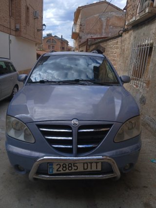SsangYong Rodius 2005