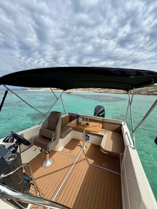 QUICKSILVER ACTIV 755 SUNDECK 2023