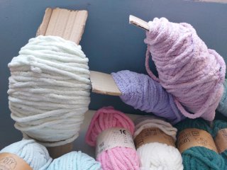Ovillos de lana varios colores 50g