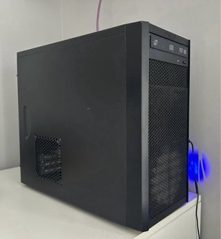 Ordenador y pantalla
