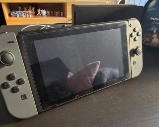 Nintendo Switch + 4 juegos