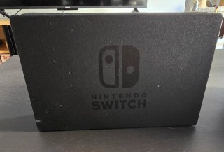 Nintendo Switch + 4 juegos