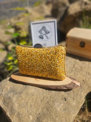 Bolso de fiesta amarillo con pedrería