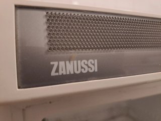 Nevera + Congelador Zanussi