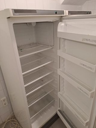 Nevera + Congelador Zanussi