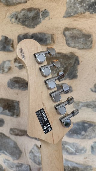 Yamaha Pacifica 112V Ice Blue Guitarra Eléctrica