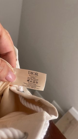 Neceser Dior Beige Nuevo con Caja