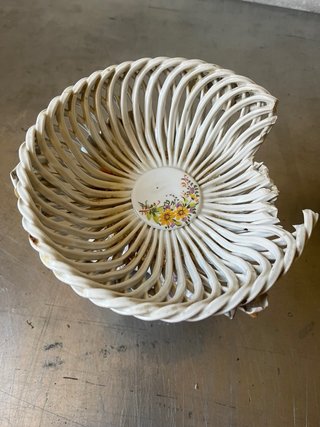 Ciotola in ceramica Capodimonte