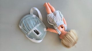 Ropa Barbie Kelly se vende por separado