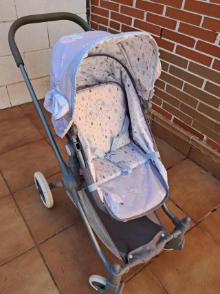 Carrito de juguete para muñecas