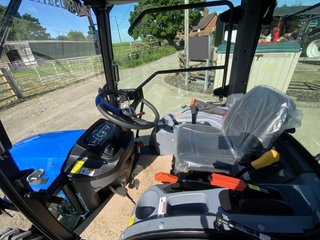 Tractor Solis 26XL Cabina e Inversor Nuevo