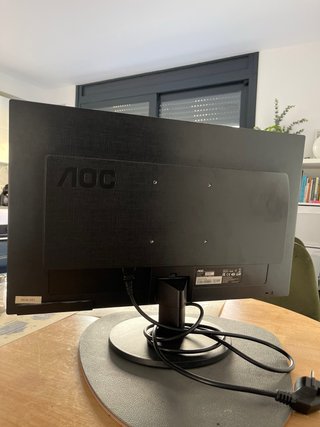 Pantalla AOC Negra y Gris