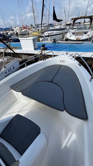 Barco 5 metros poseidon