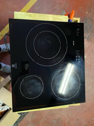 Placa Inducción Electrolux