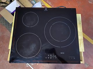 Placa Inducción Electrolux