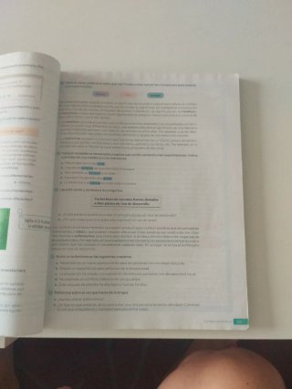 Lengua castellana y Literatura Revuela : 4 Secu...