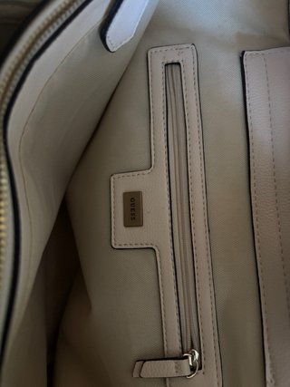 Bolso Guess grande beige