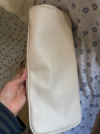 Bolso Guess grande beige