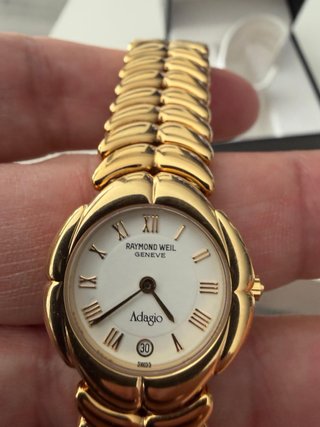 Reloj Raymond Weil Adagio Oro Mujer