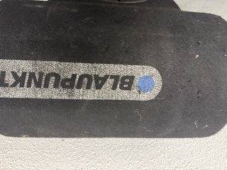 Subwoofer Blaupunkt Negro