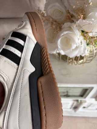 Zapatillas Adidas Forum Low Blancas Goma