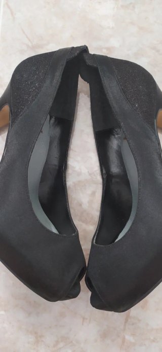 Zapatos Mayfran Negros Tacón Peep Toe