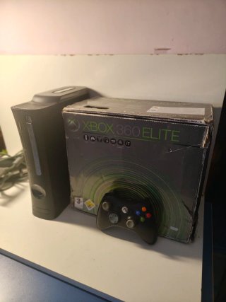 Xbox 360 Elite 120GB + Scatola + Controller