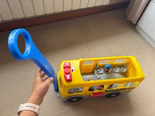 Autobús Escolar Juguete Arrastre Figuras
