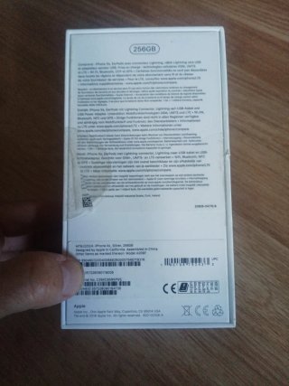 Caja de iPhone XS 256GB