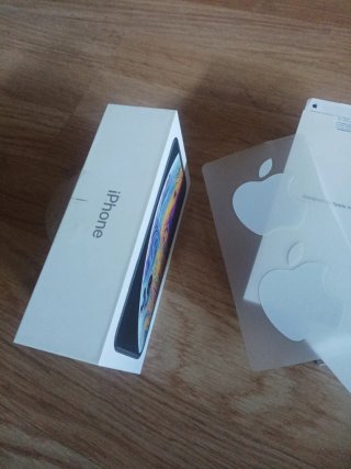 Caja de iPhone XS 256GB