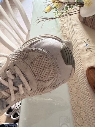 Zapatillas K-Swiss grises y blancas Kerlme gris  B