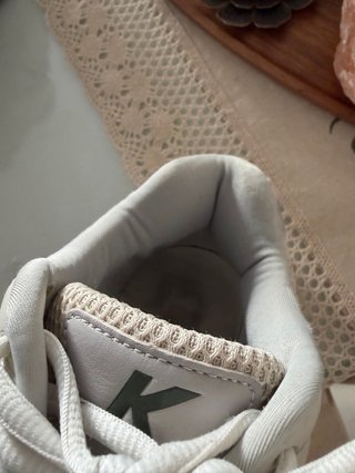 Zapatillas K-Swiss grises y blancas Kerlme gris  B