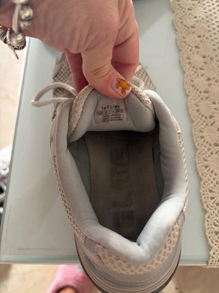 Zapatillas K-Swiss grises y blancas Kerlme gris  B