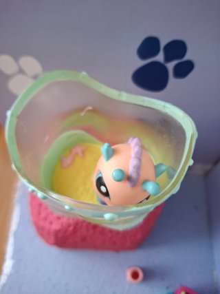 Littlest Pet Shop Picnic