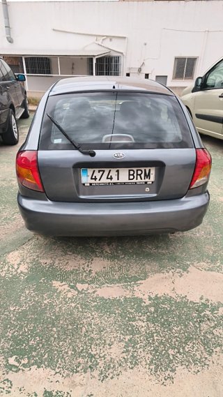 KIA Rio 2001