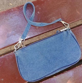 Bolso pequeño de mano vaquero Zara