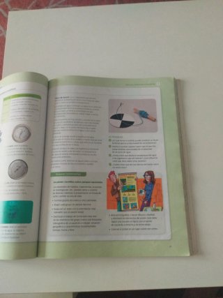 Biología y geología, 4 ESO serie Observa : proy...