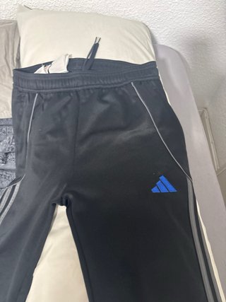 Conjunto 3 Pantalones Deportivos Nike y Adidas
